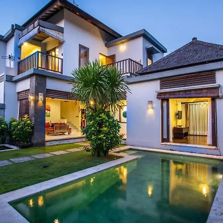 Villa Nadya Seminyak  Exterior photo